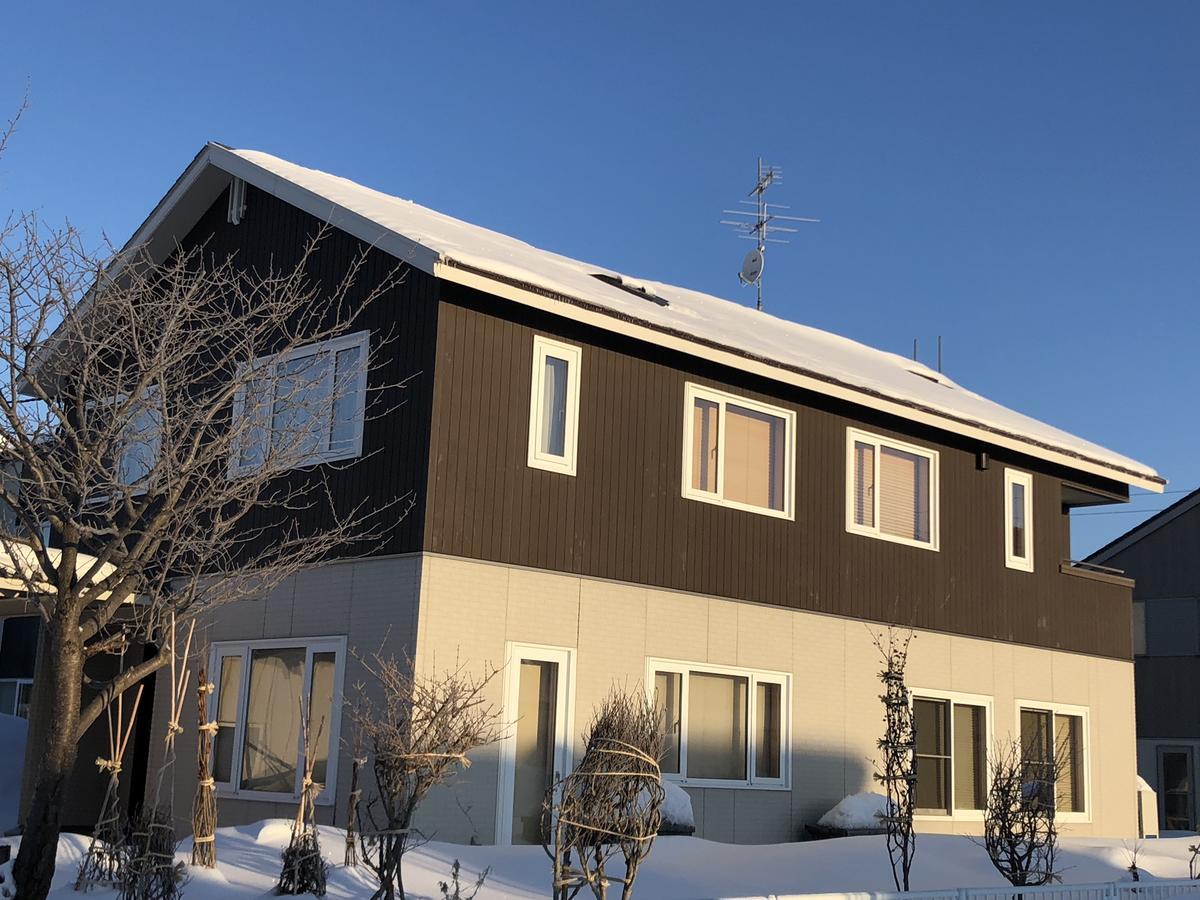 Rumah 99 m² dengan 2 kamar tidur dan 1 kamar mandi pribadi di Higashikagura Asahikawa Bagian luar foto