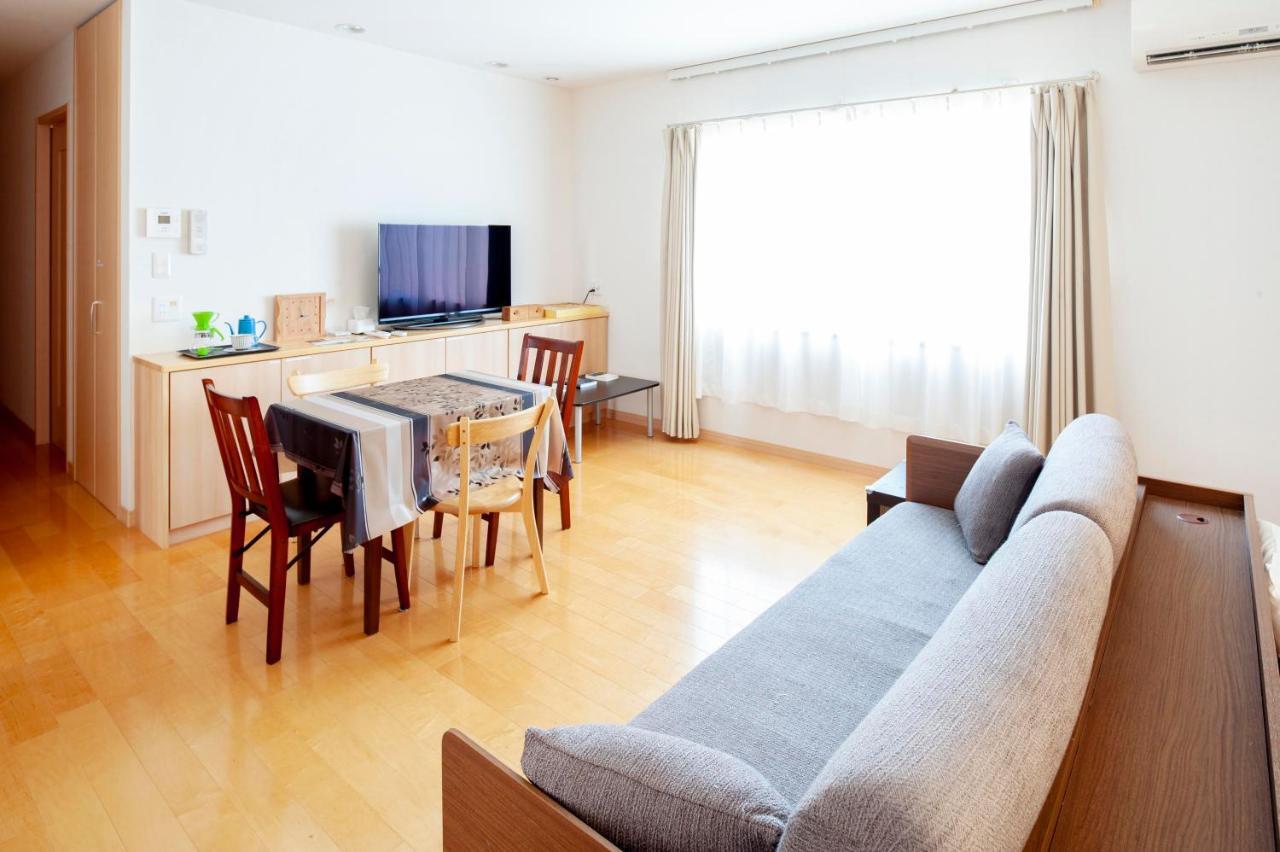 Rumah 99 m² dengan 2 kamar tidur dan 1 kamar mandi pribadi di Higashikagura Asahikawa Bagian luar foto
